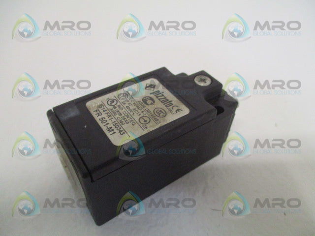 PIZZATO FR501-M1 LIMIT SWITCH *NEW NO BOX*