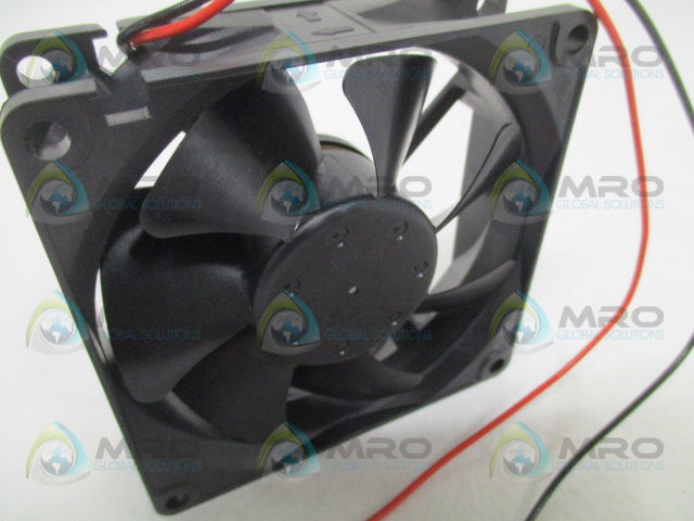 GLOBE MOTORS D31-B10A-05W3-100 FAN 24VDC *NEW NO BOX*