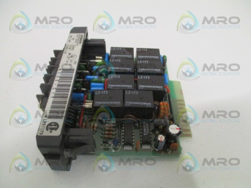 SIEMENS SIMATIC TI305-01T OUTPUT RELAY MODULE *USED*