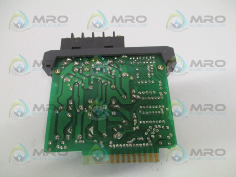 SIEMENS SIMATIC TI305-01T OUTPUT RELAY MODULE *USED*