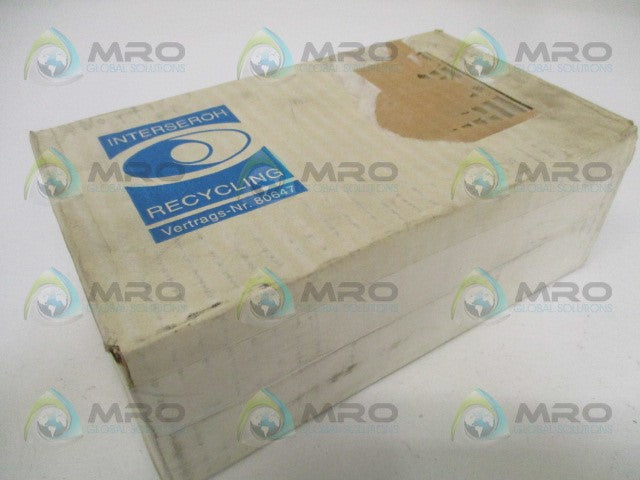 THOMAS & BETTS PB416 PANEL MOUNT BASE (PKG OF 5) *FACTORY SEALED*