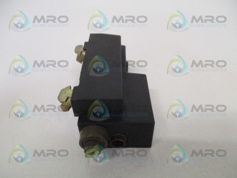 PARKER PS1-E101 PNEUMATIC VALVE (AS PICTURED) *USED*