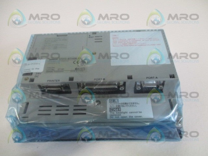 OMRON NT31C-ST142B-EV2 INTERACTIVE DISPLAY INTERFACE *NEW IN BOX*