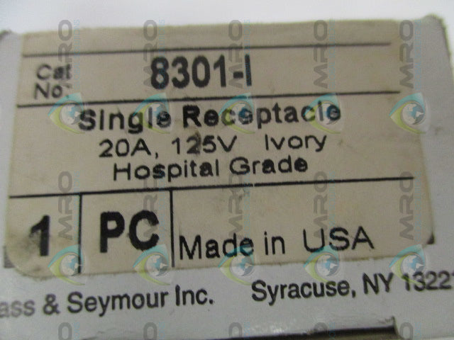 PASS & SEYMOUR 8301-I SINGLE RECEPTACLE *NEW IN BOX*