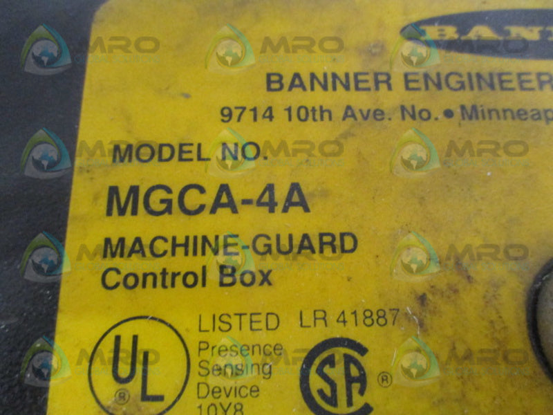 BANNER ENGINEERING MACHINE-GUARD MGCA-4A CONTROL BOX *USED*