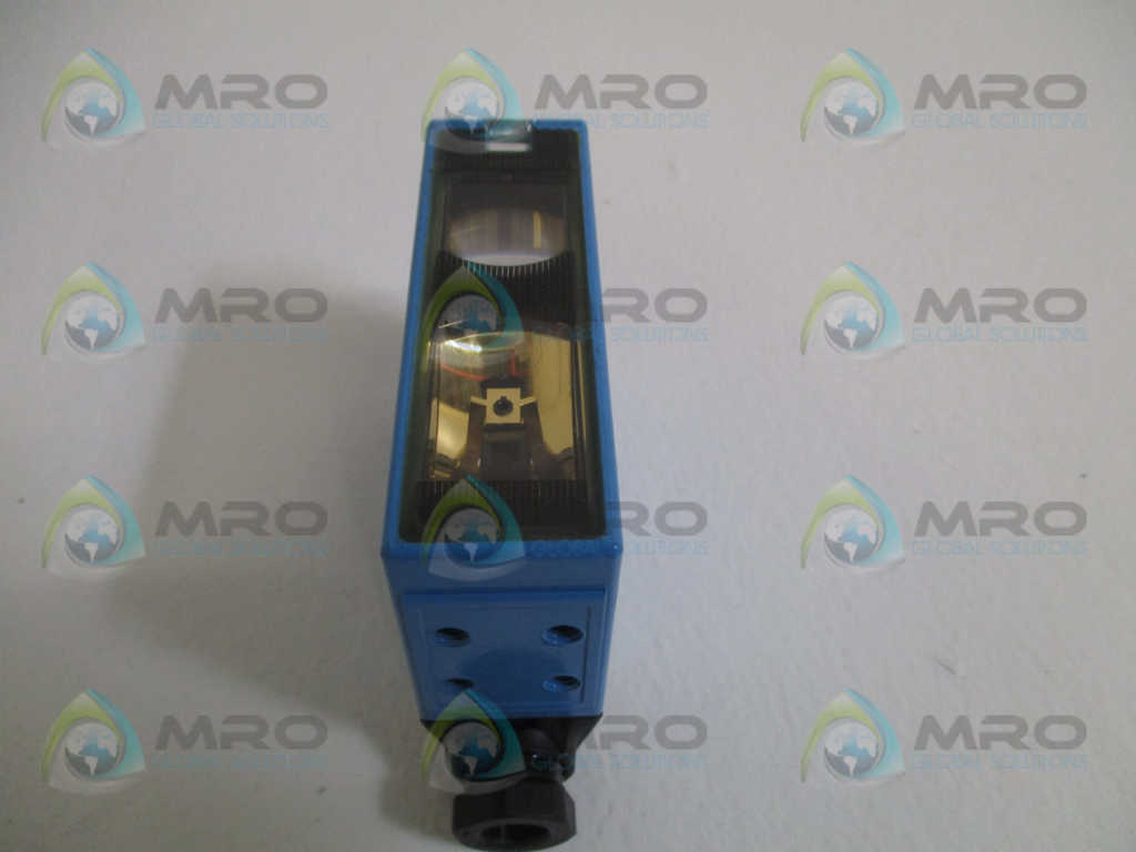 SICK WT24-B2401 PHOTOELECTRIC PROXIMITY SENSOR *NEW NO BOX*