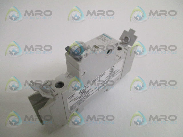 SIEMENS 5SJ4118-8HG42 CIRCUIT BREAKER 15A *NEW NO BOX*
