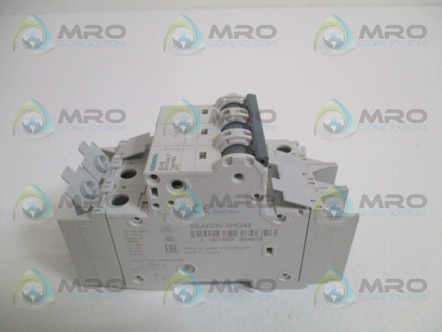 SIEMENS 5SJ4330-8HG42 CIRCUIT BREAKER 30A (AS PICTURED) *NEW NO BOX*