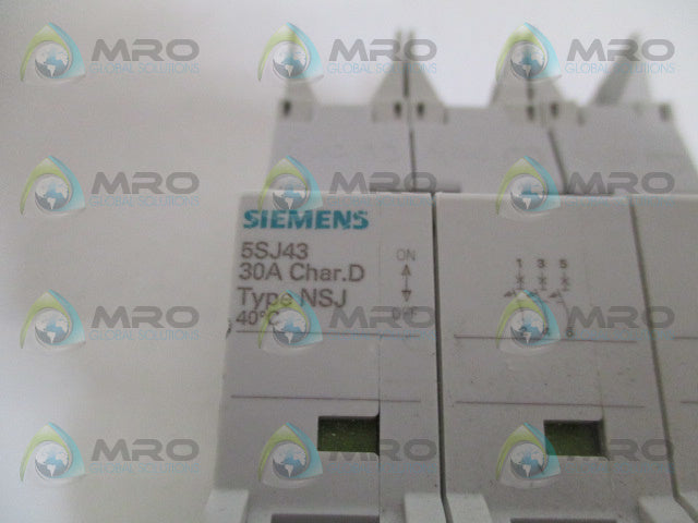 SIEMENS 5SJ4330-8HG42 CIRCUIT BREAKER 30A (AS PICTURED) *NEW NO BOX*