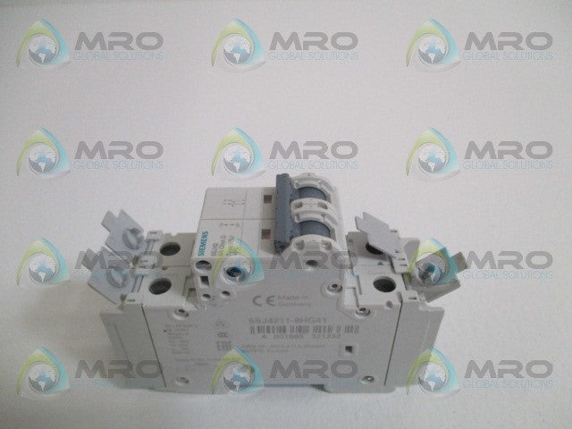 SIEMENS 5SJ4211-8HG41 CIRCUIT BREAKER 5A *USED*