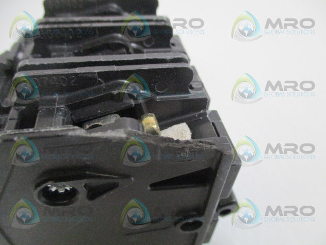 SIEMENS B325 CIRCUIT BREAKER 25A (AS PICTURED) *NEW NO BOX*