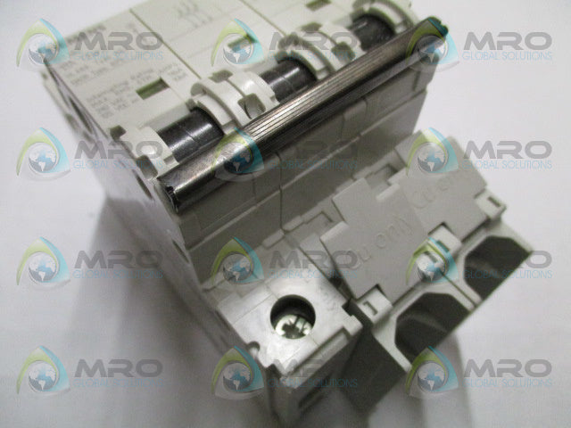 SIEMENS 5SJ4313-8HG41 CIRCUIT BREAKER 13A *USED*