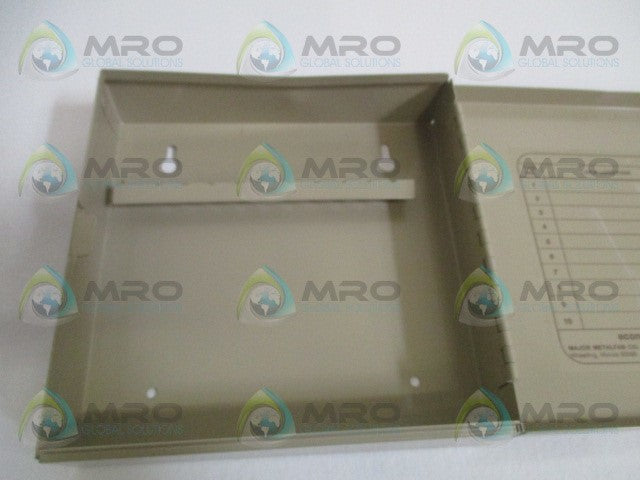 MMF INDUSTRIES 201901003 KEY CABINET HOLDS 10 KEYS *NEW IN BOX*