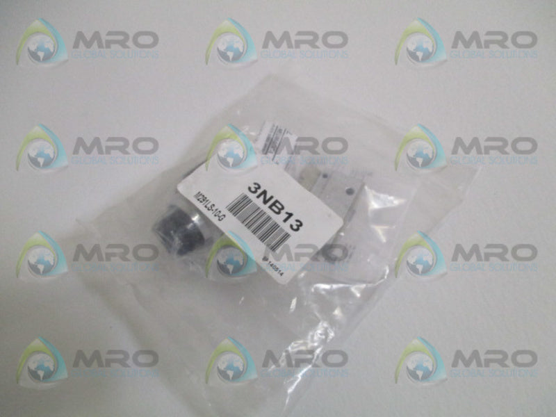 ARO M291LS-10-G 3NB13 MANUAL AIR CONTROL VALVE 1/8" * NEW IN FACTORY BAG *