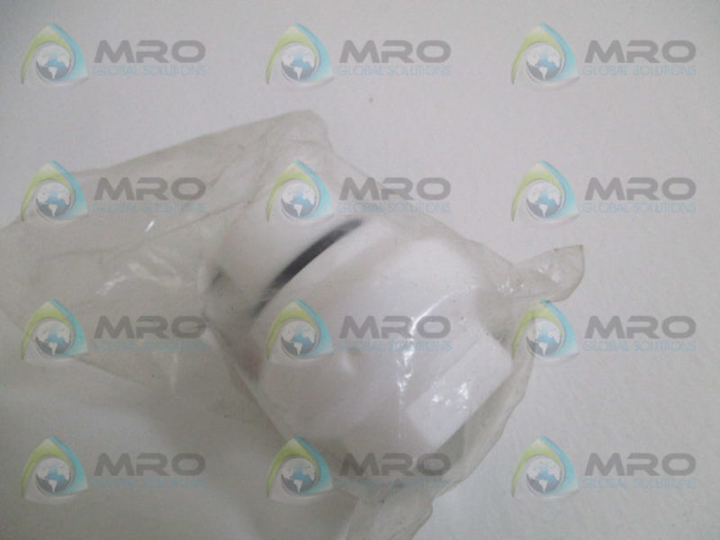 INDUSTRIAL MRO R-3/4-32-D FITTING *NEW IN FACTORY BAG*