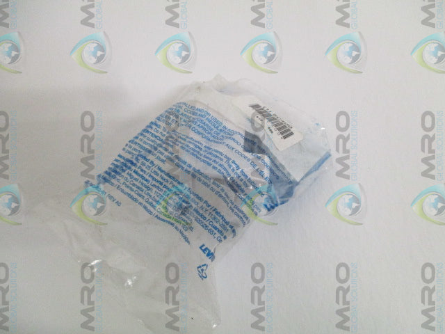 LEVITON 5C400 LAMP HOLDER *NEW IN FACTORY BAG*