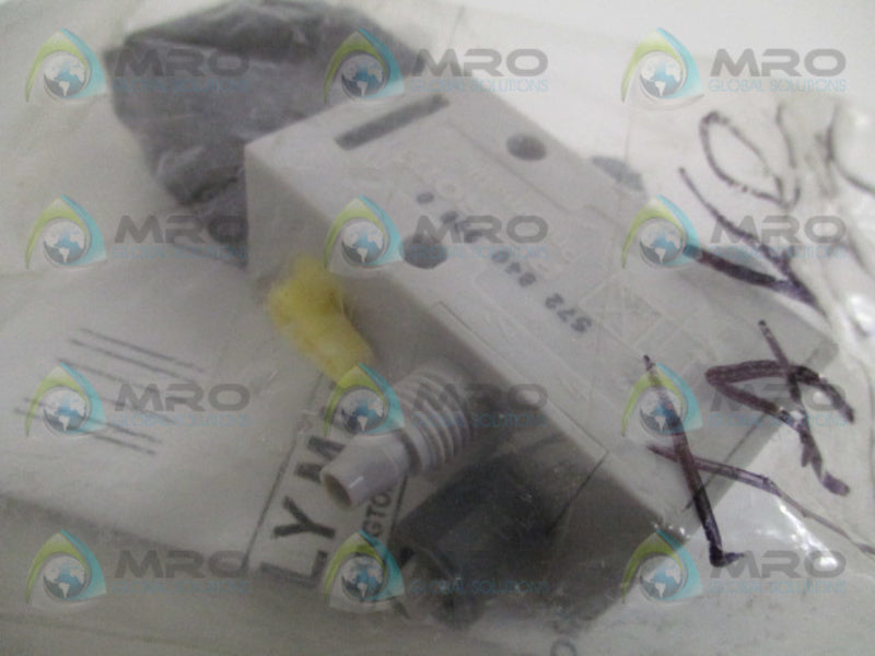 REXROTH 5728409980 DIRECTIONAL CONTROL VALVE *NEW IN FACTORY BAG*