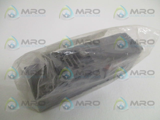 NUMATICS 229-676 PNEUMATIC MANIFOLD BLOCK *NEW IN FACTORY BAG*