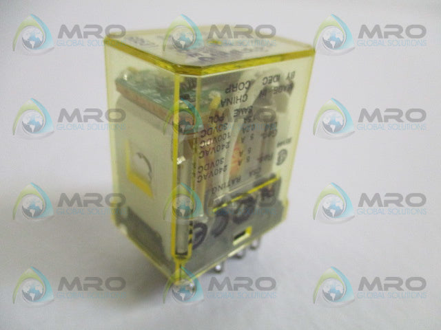 IDEC RY4S-UL 110-120VAC *NEW NO BOX*
