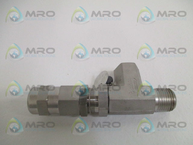 SWAGELOK SS-R4M8F8 PRESSURE RELIEF VALVE 200PSI *NEW NO BOX*