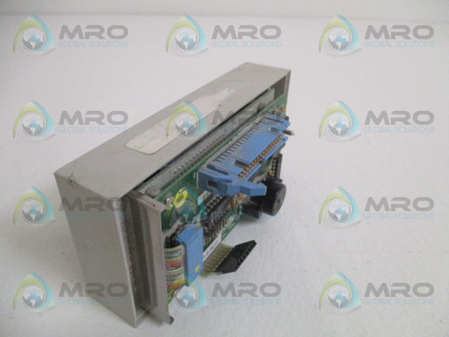 MOORE 15756-8-4 KEYPAD DISPLAY OPERATOR PANEL CONTROL UNIT *USED*