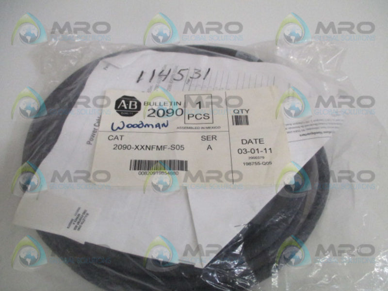 ALLEN BRADLEY 2090-XXNFMF-S05 SER. A POWER CABLE * NEW IN FACTORY BAG *