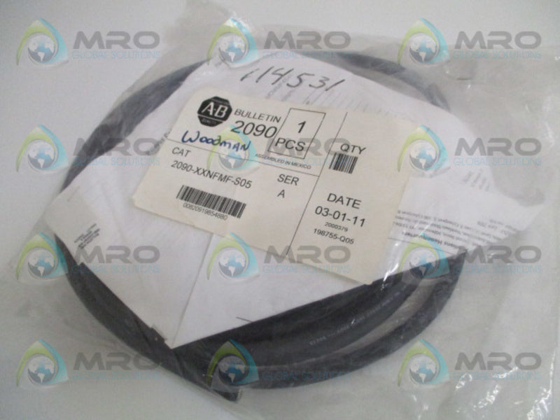 ALLEN BRADLEY 2090-XXNFMF-S05 SER. A POWER CABLE * NEW IN FACTORY BAG *