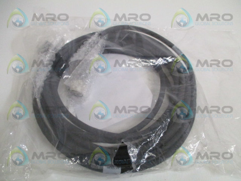 ALLEN BRADLEY 2090-UXNFBMP-S07 SER. C POWER CABLE * NEW IN FACTORY BAG *