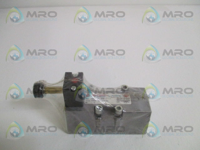 NORGREN SXE9574-Z70-70B SOLENOID VALVE *NEW IN ORIGINAL PACKAGE*