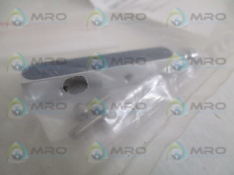 AUTOMATION DIRECT CR8-AP-2F INDUCTIVE PROXIMITY SENSOR * NEW IN FACTORY BAG *