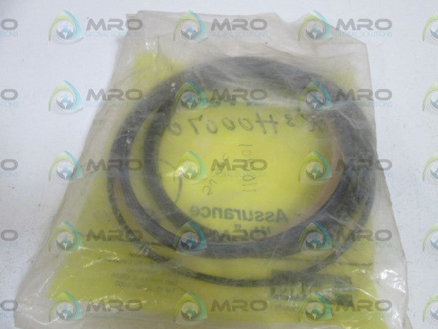 PARKER ROD SEAL KIT RK3H000701 *NEW IN FACTORY BAG*