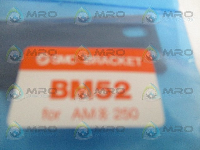 SMC BM52 BRACKET *NEW IN FACTORY BAG*