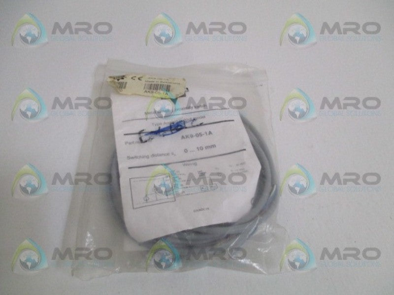 AUTOMATION DIRECT AK9-05-1A INDUCTIVE PROXIMITY SENSOR * NEW IN FACTORY BAG *