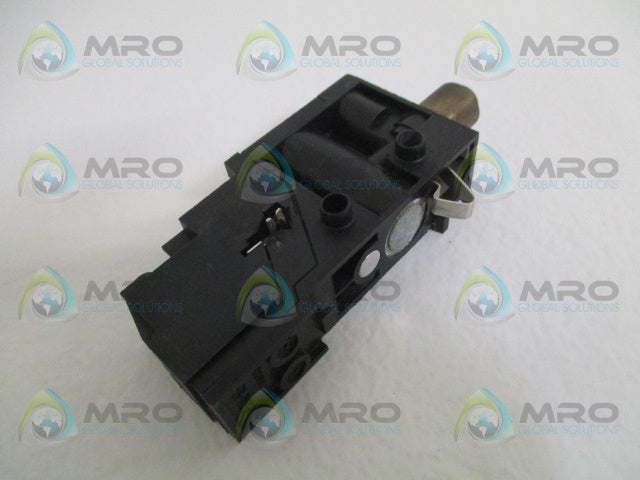 TELEMECANIQUE PS1-E11 PNEUMATIC VALVE BODY *USED*