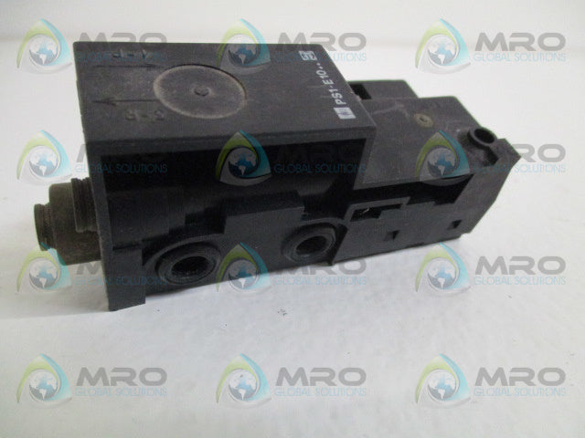 TELEMECANIQUE PS1-E10 PNEUMATIC VALVE MANIFOLD *USED*