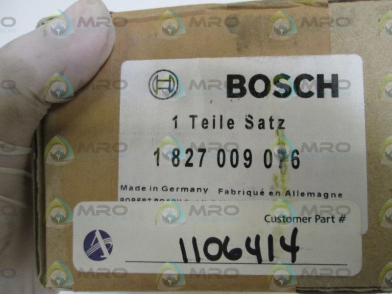 BOSCH SEAL KIT 1827009076 * FACTORY SEALED *