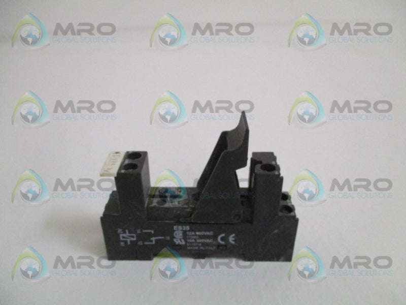 INDUSTRIAL MRO ES35 RELAY SOCKET *USED*