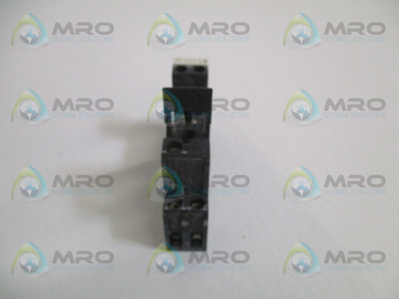 INDUSTRIAL MRO ES35 RELAY SOCKET *USED*
