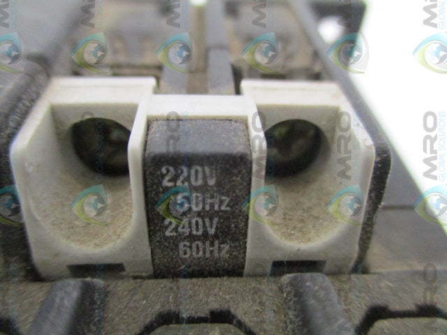GENERAL ELECTRIC CA2F3 CONTACTOR 220/240V 30A *USED*