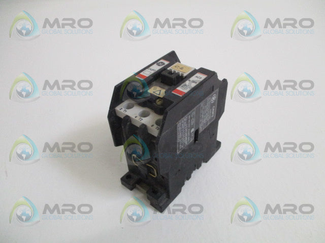 GENERAL ELECTRIC CA2F3 CONTACTOR 220/240V 30A *USED*