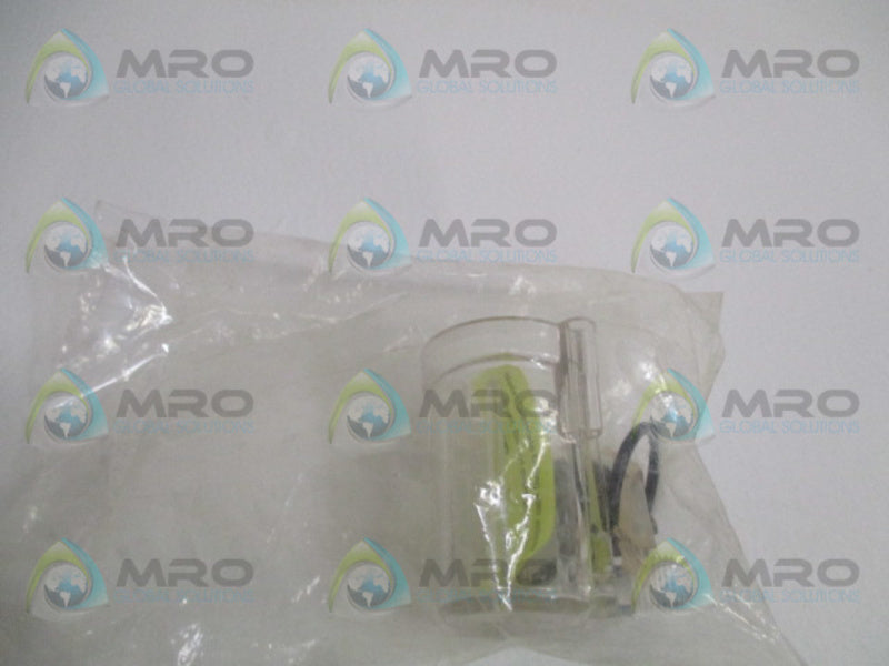 INDUSTRIAL MRO 1017917 LUBRICATOR COVER KIT *NEW NO BOX*
