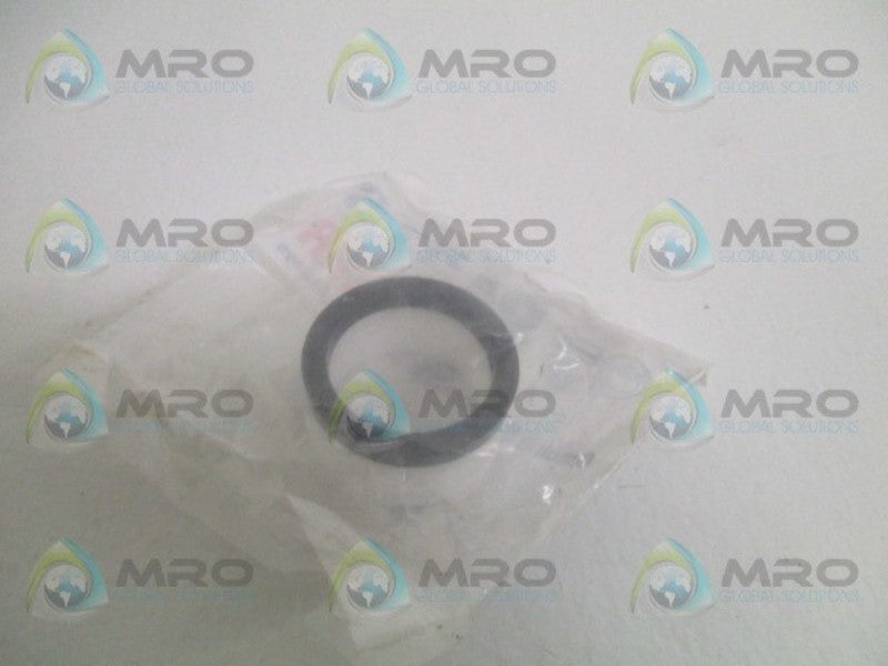 FISHER 12A8951X022 PACKING SET * NEW IN FACTORY BAG *