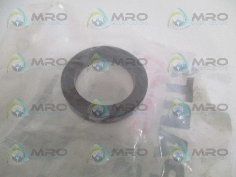 FISHER 13A2604X022 SET PACKING * NEW IN FACTORY BAG *