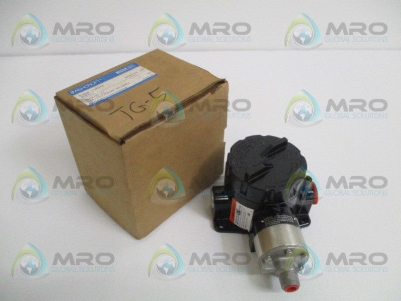 ASHCROFT B768BXFMG306 PRESSURE SWITCH 30 PSI  NSMP