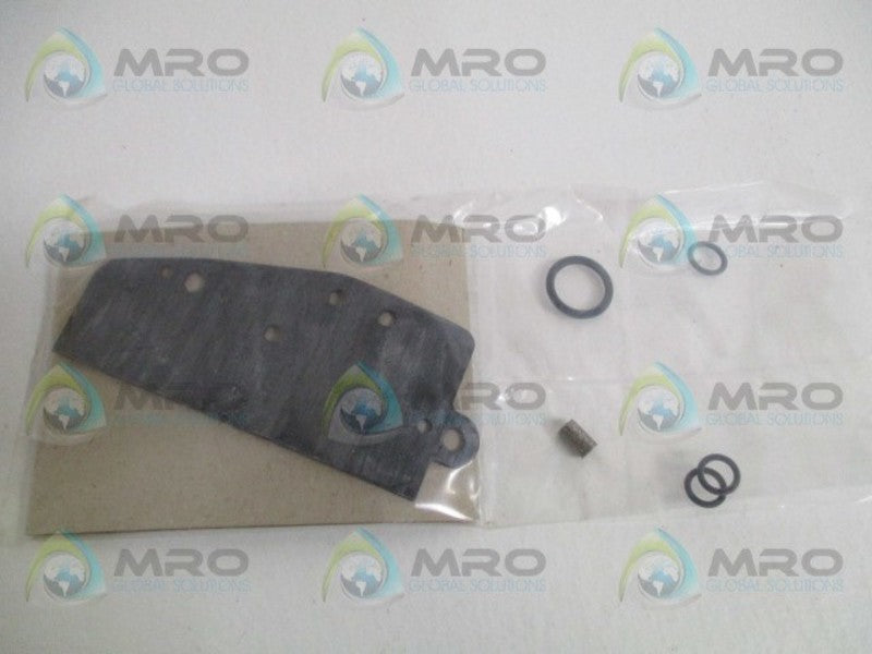 FISHER R582X000012 REPAIR KIT  NSMP