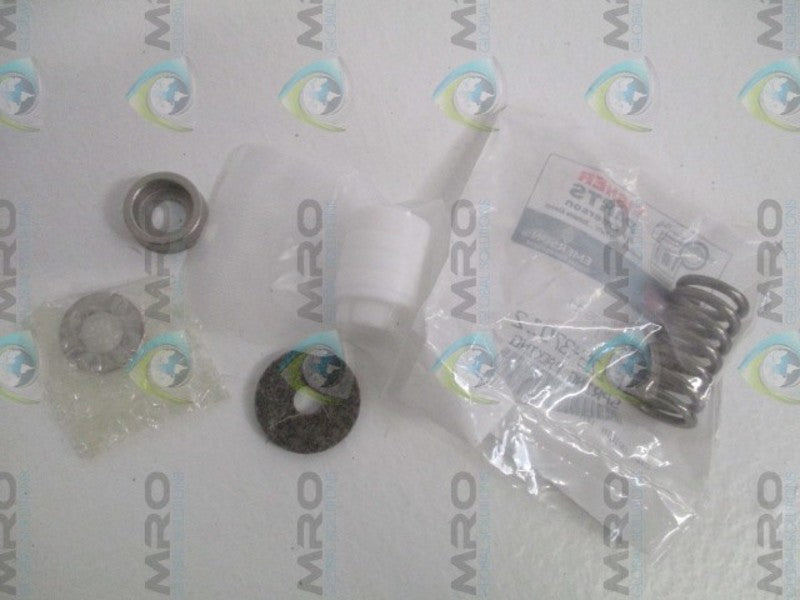 FISHER RPAKX00012 PACKING REPAIR KIT *NEW IN BOX*