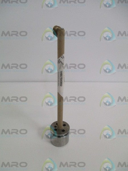 FISHER 1V6575X0052 PLUG STEM ASSEMBLY * NEW IN ORIGINAL PACKAGE *