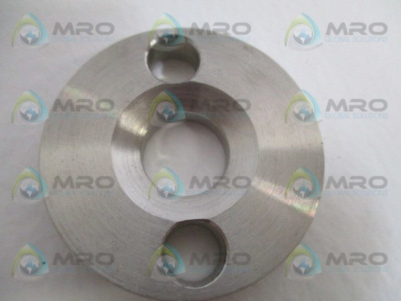 FISHER 1E943735072 PACKING FLANGE * NEW IN ORIGINAL PACKAGE *