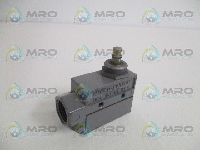 MICROSWITCH BZE6-2RN7 (GREY)(AS PICTURED) *NEW NO BOX*