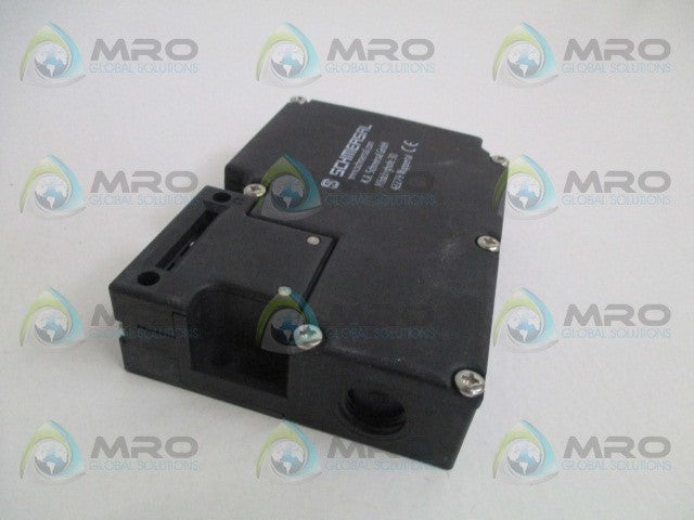 SCHMERSAL AZM161SK-12/12RKA-024 KEYED SOLENOID INTERLOCK SWITCH *NEW IN BOX*